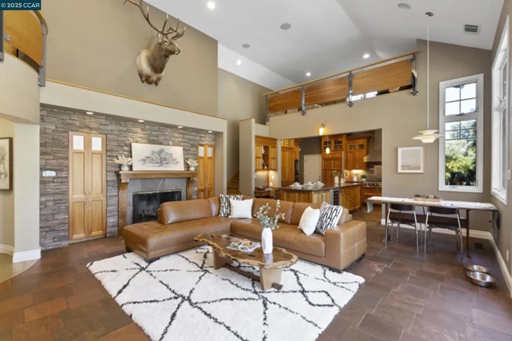 350 Pine Creek Rd, Walnut Creek, California 94598 home-pic-16