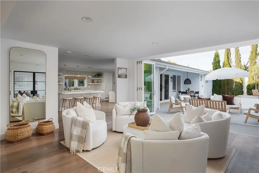 1700 Highland Drive, Newport Beach, California 92660 home-pic-4