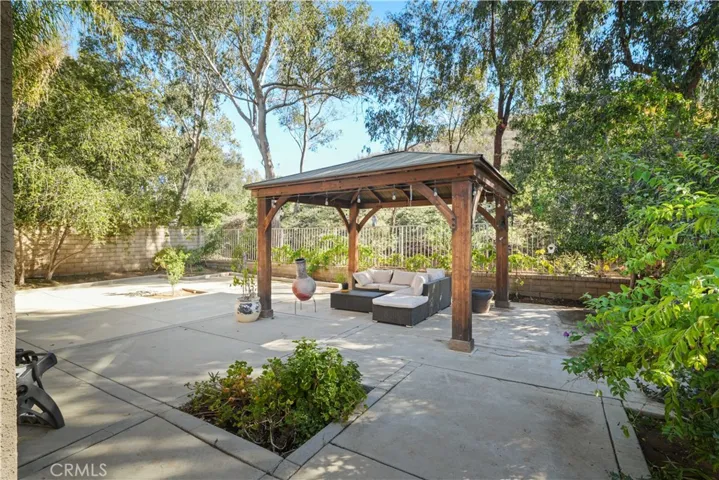 28066 Liana Lane, Valencia, California 91354