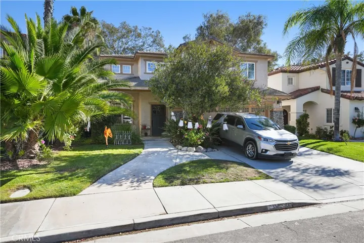 28066 Liana Lane, Valencia, California 91354