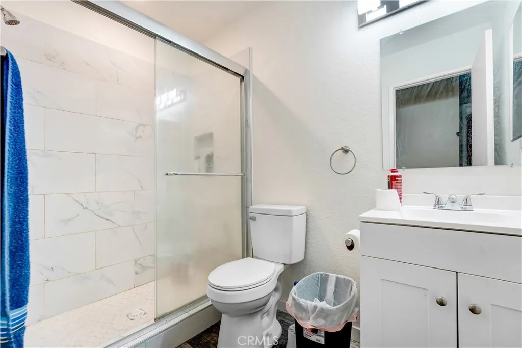 40976 177th E, Lancaster, California 93535 home-pic-10