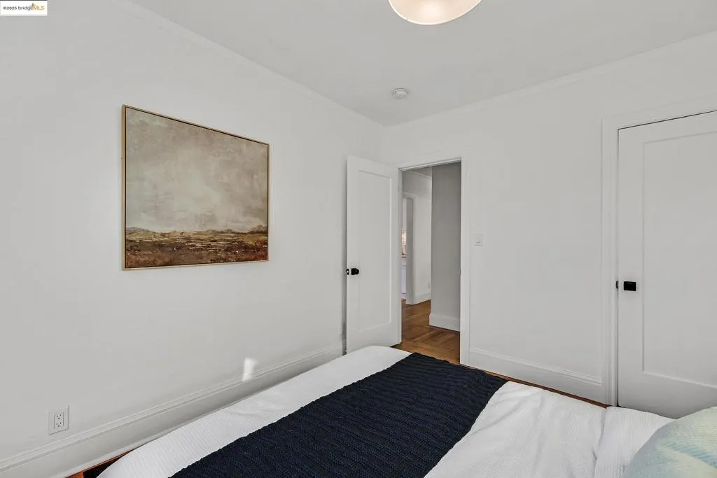 1515 Derby St, Berkeley, California 94703 home-pic-20