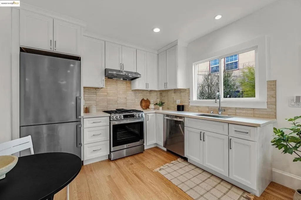 1515 Derby St, Berkeley, California 94703 home-pic-38