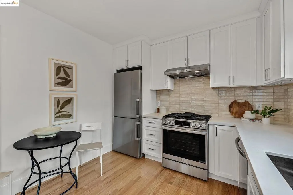 1515 Derby St, Berkeley, California 94703 home-pic-41