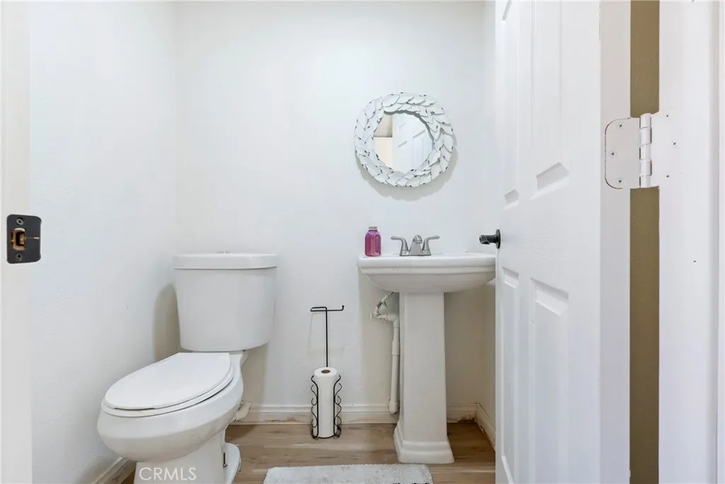 4803 W Ave L8, Lancaster, California 93536 home-pic-28
