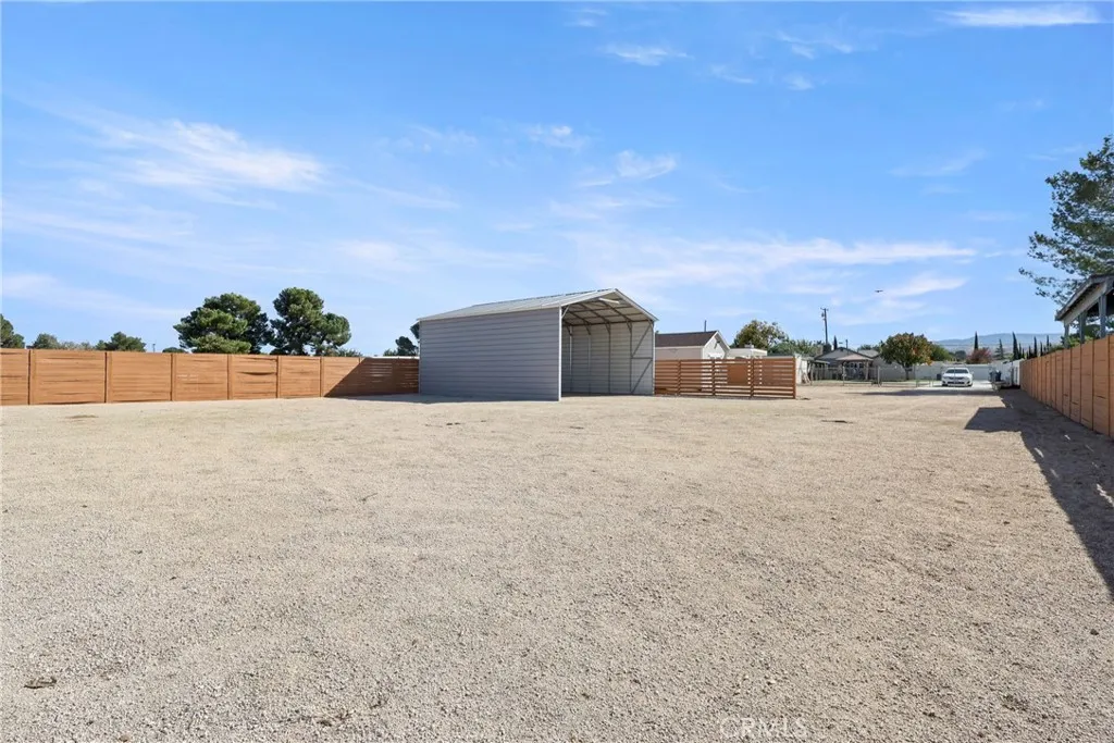 4803 W Ave L8, Lancaster, California 93536 home-pic-32