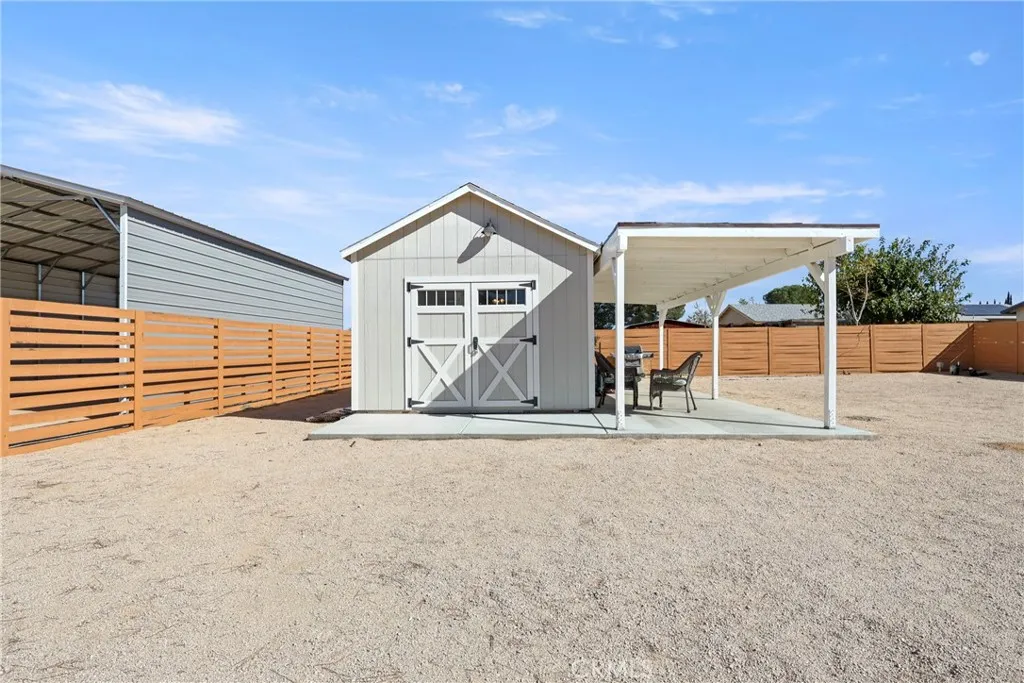 4803 W Ave L8, Lancaster, California 93536 home-pic-24