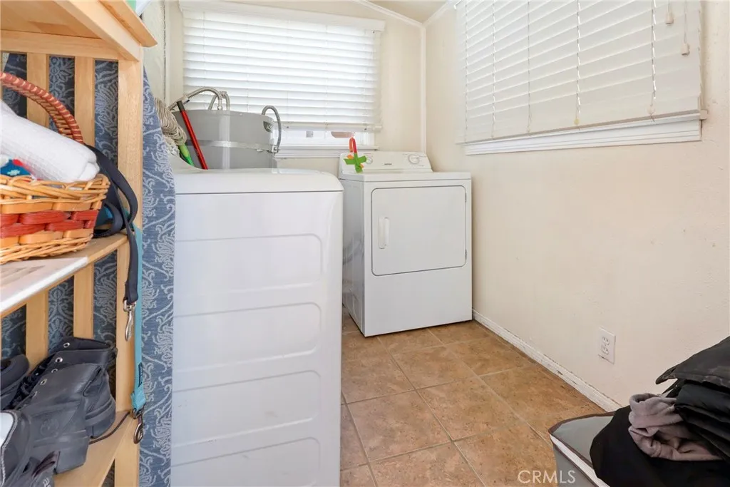 4803 W Ave L8, Lancaster, California 93536 home-pic-13