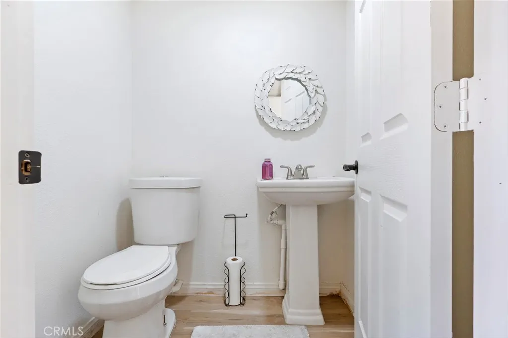 4803 W Ave L8, Lancaster, California 93536 home-pic-27