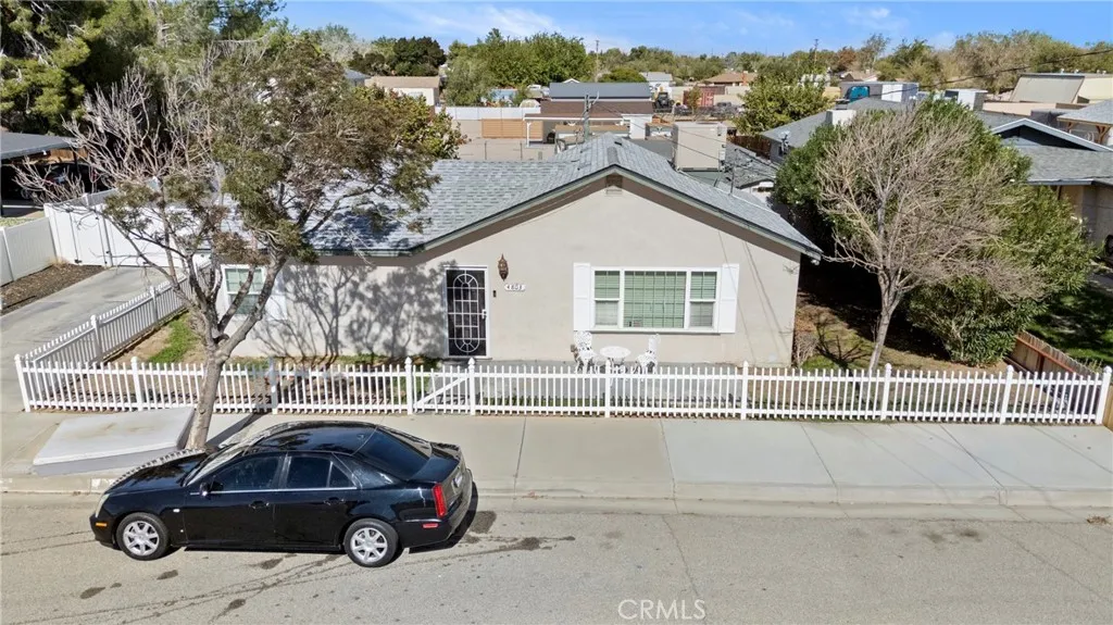 4803 W Ave L8, Lancaster, California 93536 home-pic-1
