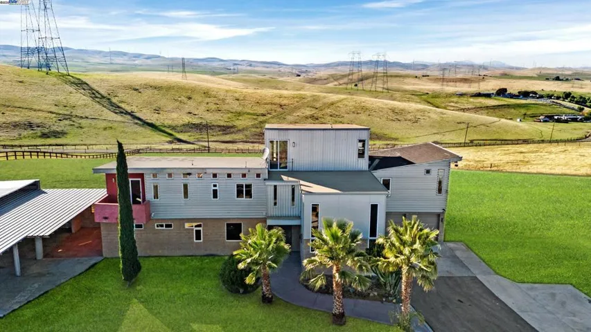 17011 Midway Rd, Tracy, California 95377