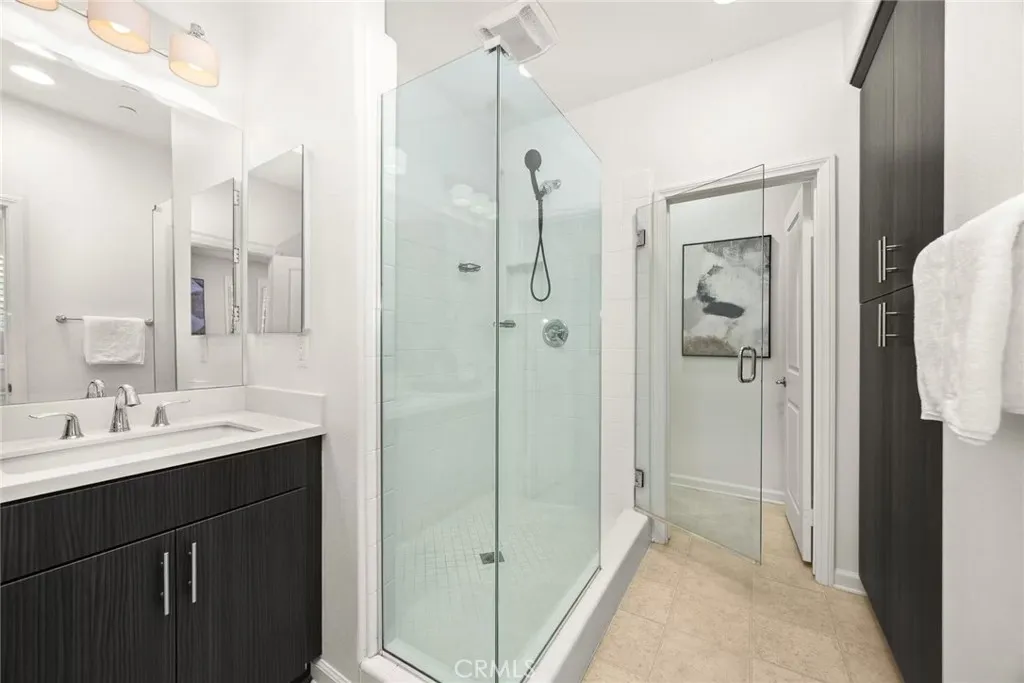 721 N Via Dolcetto, Ontario, California 91764 home-pic-15