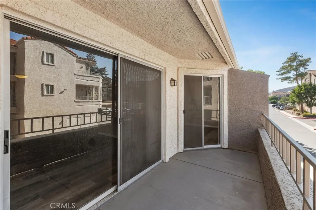 1027 Vista Del Cerro Unit 201, Corona, California 92879 home-pic-12