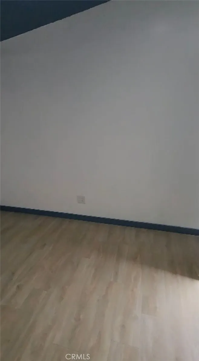 11319 Larch Ave, Inglewood, California 90304 home-pic-1