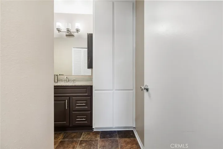 12563 Bradley Avenue 13, Sylmar, California 91342
