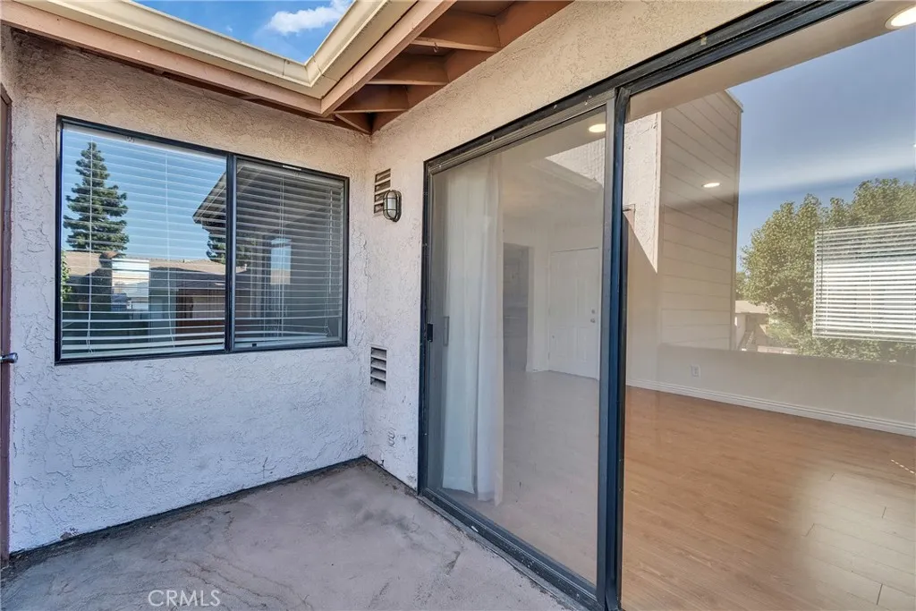 1329 Massachusetts Avenue 202, Riverside, California 92507 home-pic-17