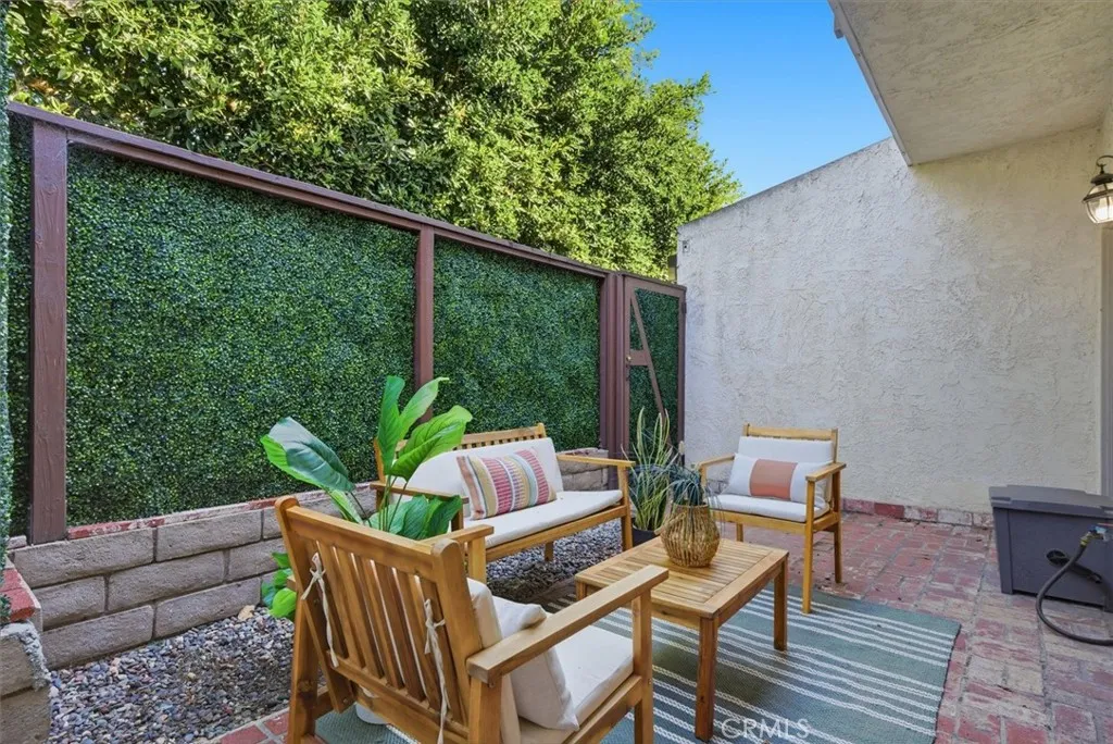 2406 Aviation C, Redondo Beach, California 90278 home-pic-1