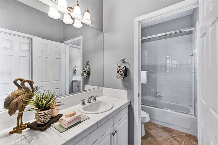 2710 E Vista Ridge, Orange, California 92867
