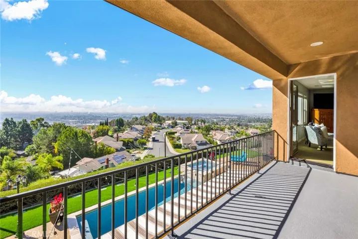 2710 E Vista Ridge, Orange, California 92867