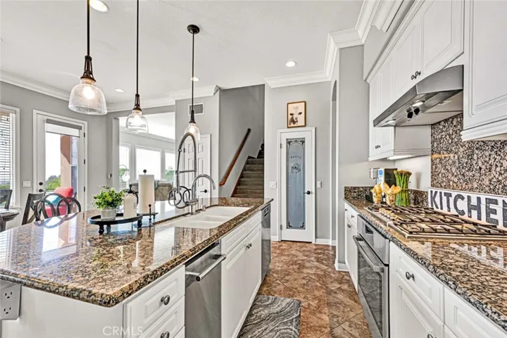 2710 E Vista Ridge, Orange, California 92867