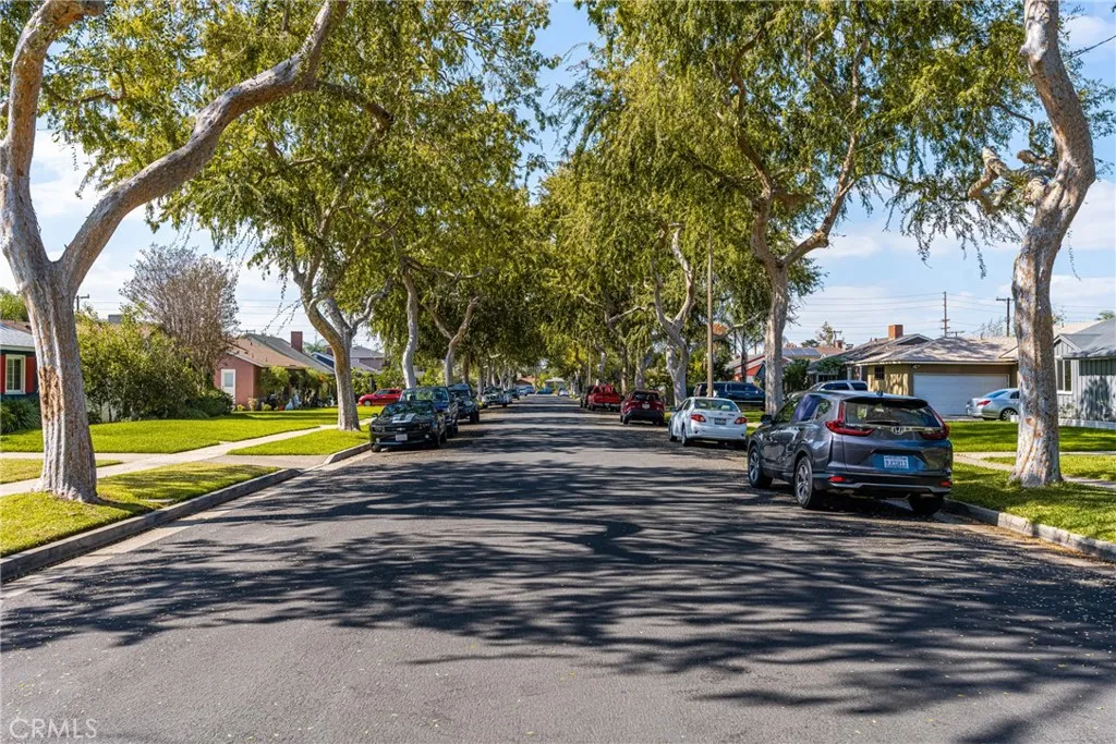 906 E Buffalo, Santa Ana, California 92706 home-pic-5
