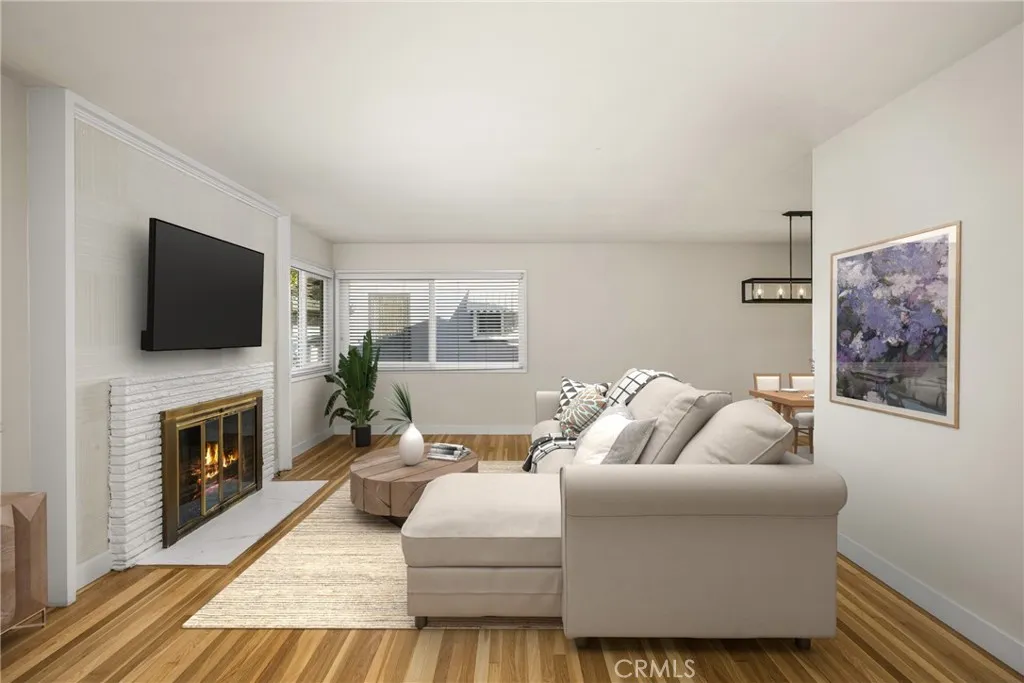 906 E Buffalo, Santa Ana, California 92706 home-pic-6