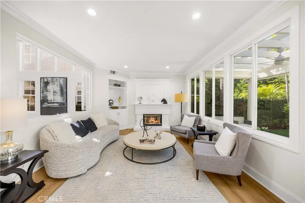 32 Silveroak, Irvine, California 92620 home-pic-18