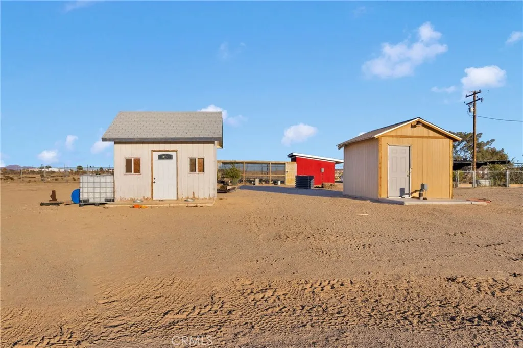 32461 Prairie, Barstow, California 92311 home-pic-33