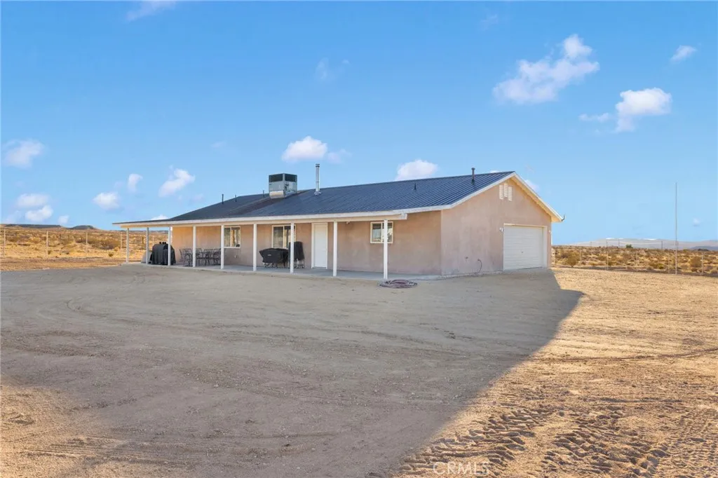 32461 Prairie, Barstow, California 92311 home-pic-30