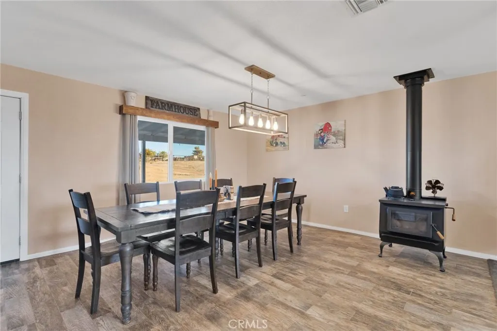 32461 Prairie, Barstow, California 92311 home-pic-8