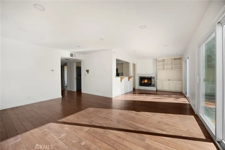5624 E Vista Del Valle, Anaheim Hills, California 92807