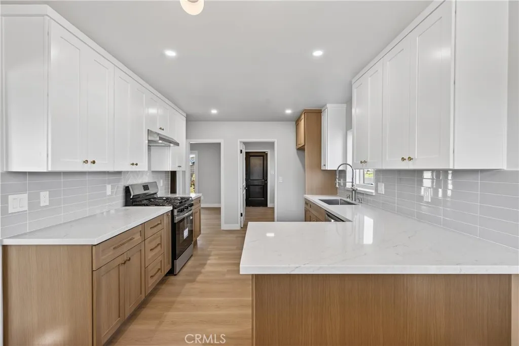 942 N Encina Avenue, Rialto, California 92376 home-pic-13