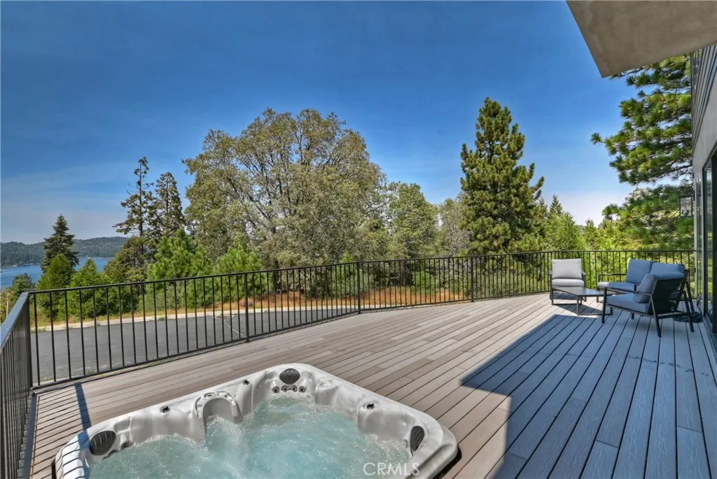 176 Mill Pond, Lake Arrowhead, California 92352 home-pic-6