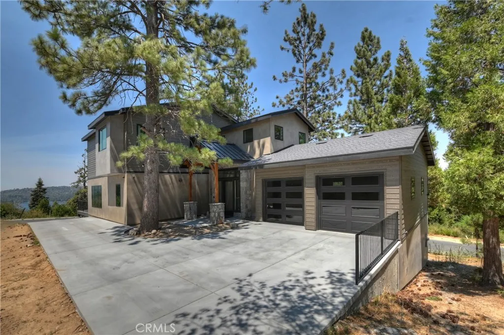 176 Mill Pond, Lake Arrowhead, California 92352 home-pic-54