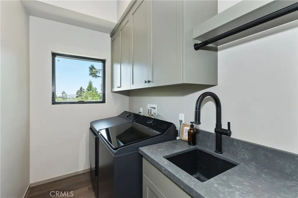 176 Mill Pond, Lake Arrowhead, California 92352 home-pic-42