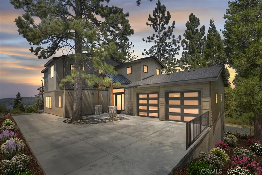 176 Mill Pond, Lake Arrowhead, California 92352 home-pic-0