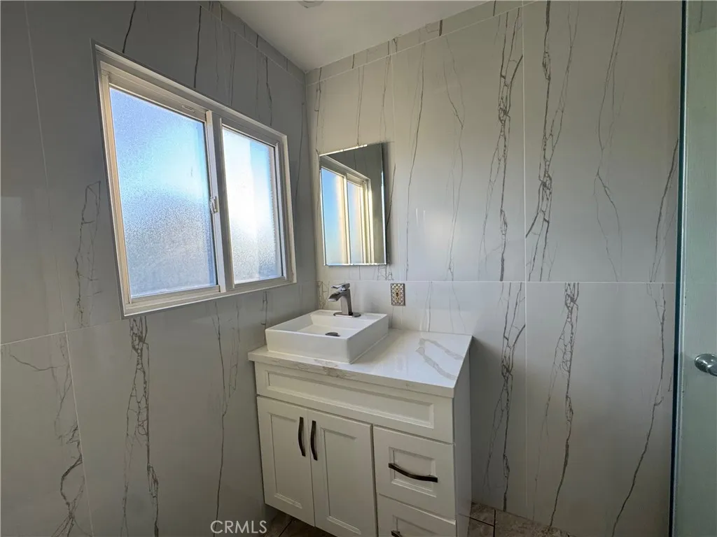 1821 E Eckerman, West Covina, California 91791 home-pic-18