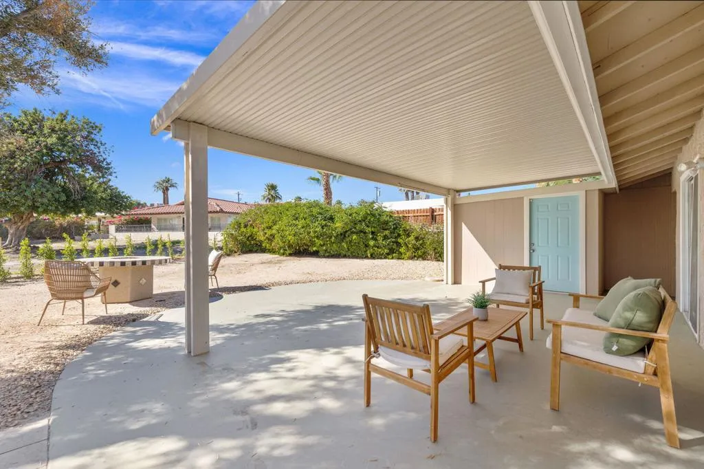 42245 Kansas Street, Palm Desert, California 92211 home-pic-34