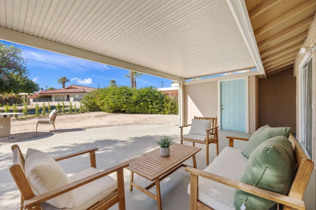 42245 Kansas Street, Palm Desert, California 92211 home-pic-33