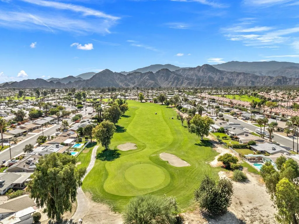 42245 Kansas Street, Palm Desert, California 92211 home-pic-8