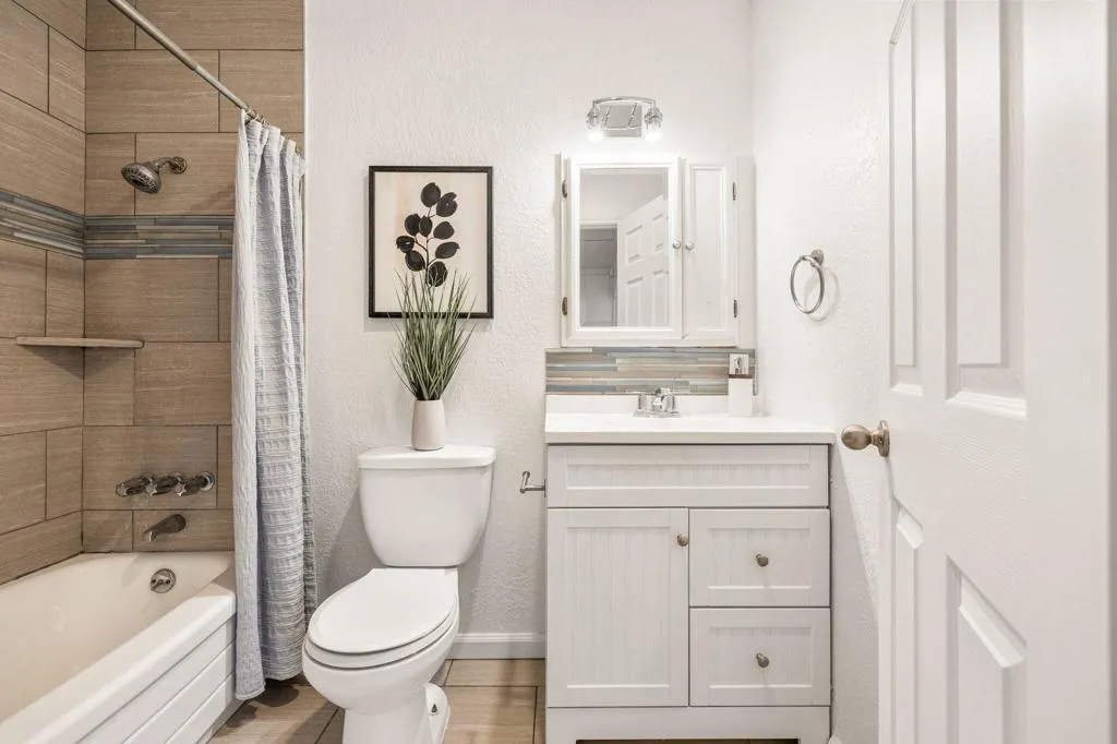 42245 Kansas Street, Palm Desert, California 92211 home-pic-16