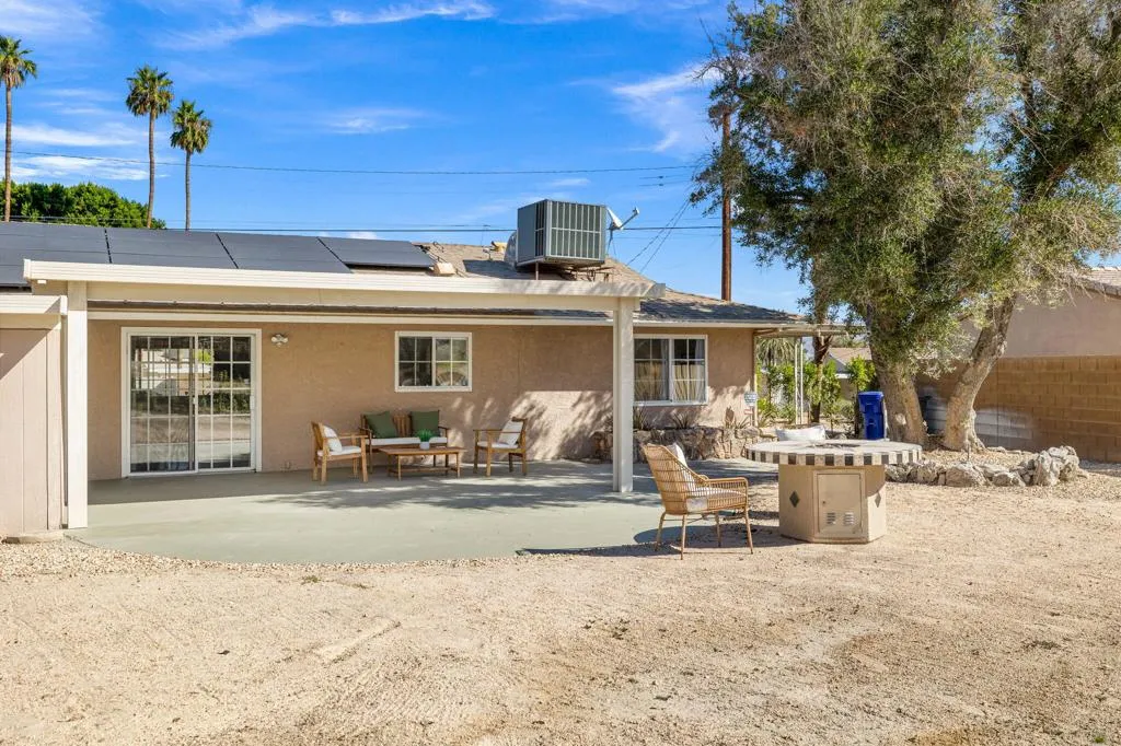 42245 Kansas Street, Palm Desert, California 92211 home-pic-40