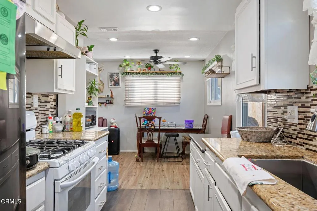 145 Homer Street, Oxnard, California 93033 home-pic-7