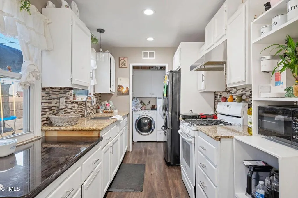 145 Homer Street, Oxnard, California 93033 home-pic-6
