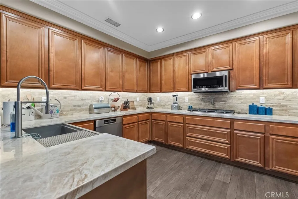 29062 Davis Lane, Highland, California 92346 home-pic-12