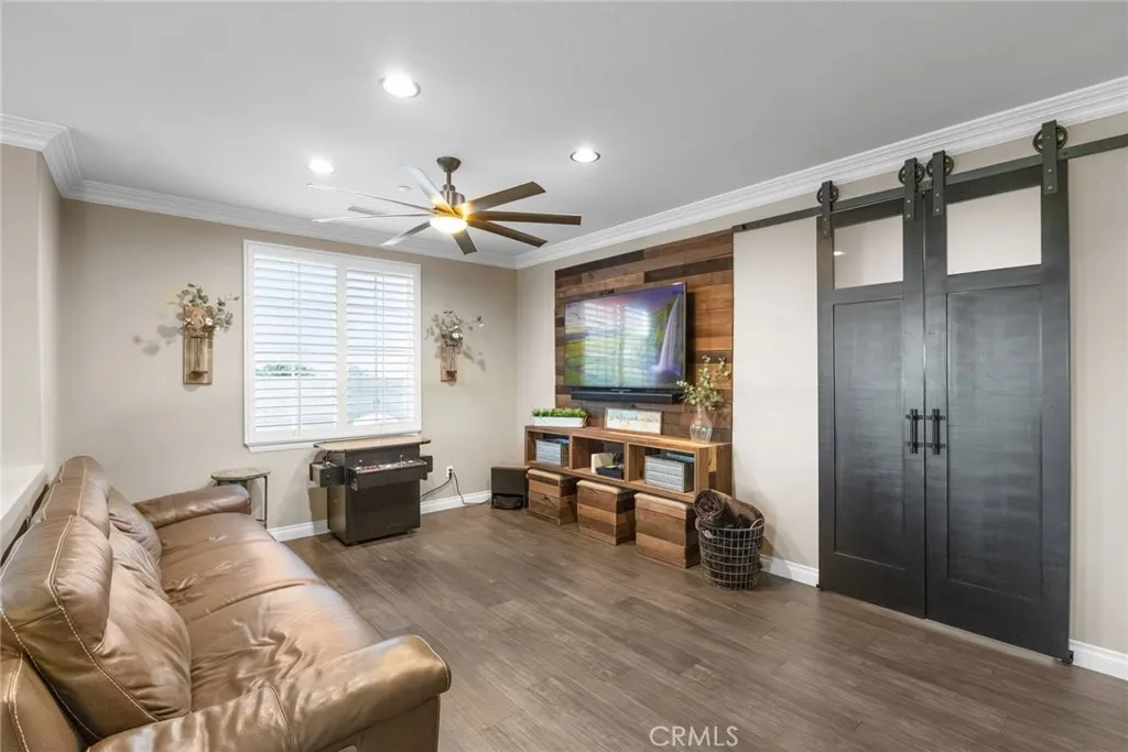 29062 Davis Lane, Highland, California 92346 home-pic-4
