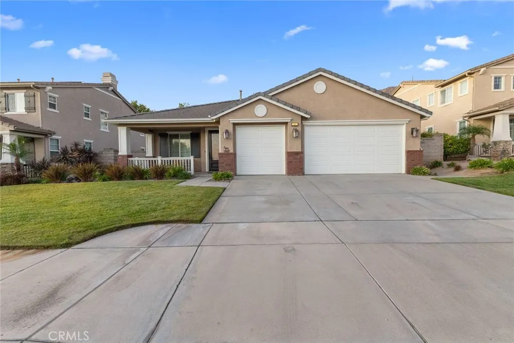29062 Davis Lane, Highland, California 92346 home-pic-2
