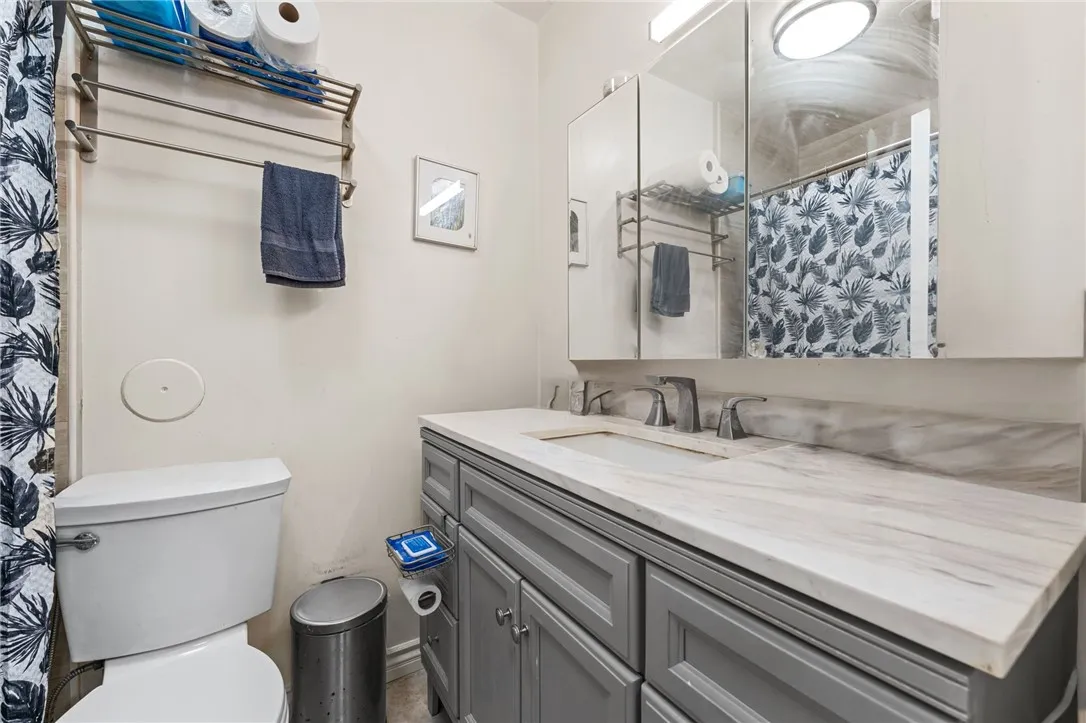 1800 W Gramercy 33, Anaheim, California 92801 home-pic-14
