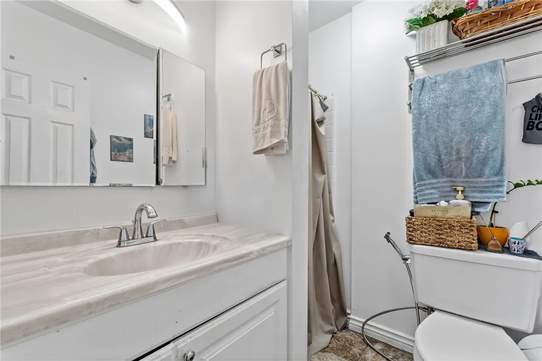 1800 W Gramercy 33, Anaheim, California 92801 home-pic-17