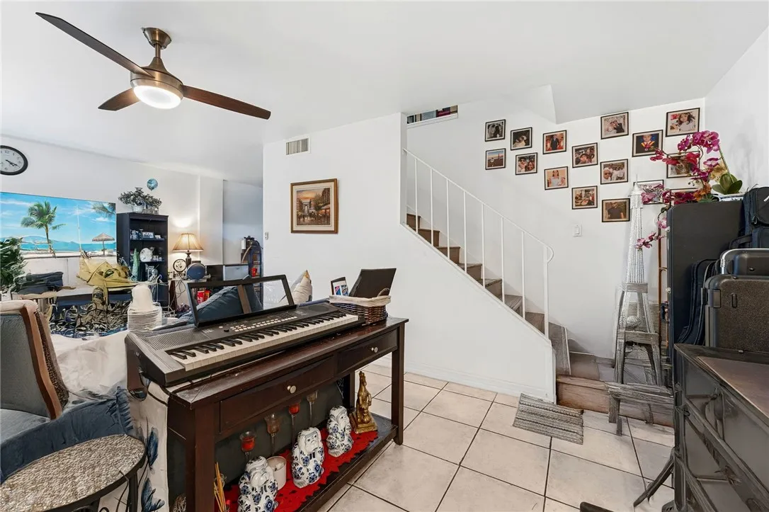 1800 W Gramercy 33, Anaheim, California 92801 home-pic-7
